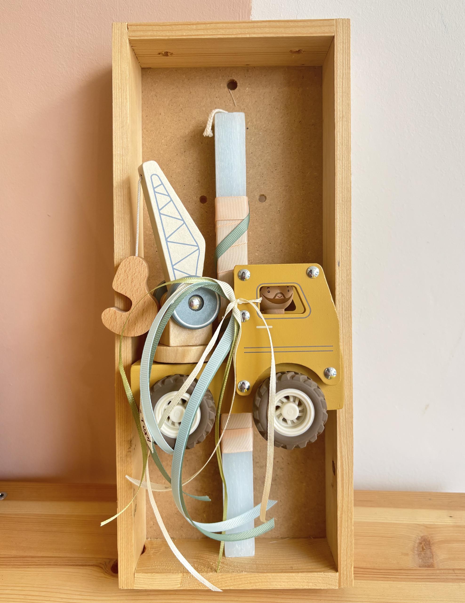 Πασχαλινή λαμπάδα Ξύλινος γερανός Little Dutch